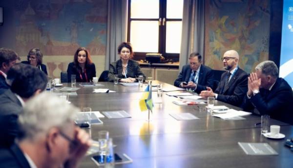 Яценюк у Мюнхені: Україні необхідні ракети великої дальності для стримування атак на енергосистему. 9