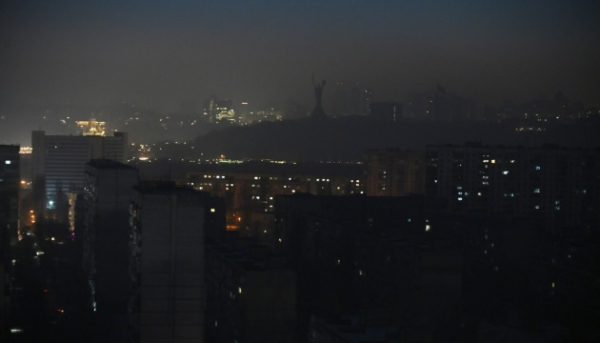 Держава допоможе Києву обладнати багатоповерхівки генераторами - Свириденко