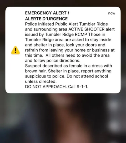 15548361 - Стрілянина у середній школі в Канаді забрала життя щонайменше 10 людей, десятки отримали поранення, за словами поліції, серед загиблих є підозрюваний (ФОТО: ПУБЛІКАЦІЯ У Facebook: Поліцейське сповіщення у середній школі Тамблер-Рідж)