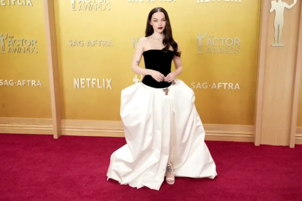 10 найкраще одягнених знаменитостей на церемонії вручення премії «Акторська премія 2026» — від Демі Мур до Гвінет Пелтроу 22