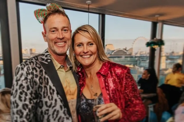 ЗАБОРОНЕНО ДО 16:00 ЧЕТВЕР, 28 СЕРПНЯ Без дати Фотографія Ліндсі та Крейга Форманів, роздатковий матеріал для родини. Родина британської пари, затриманої в Ірані, запросила термінову зустріч з міністром закордонних справ після того, як пару «раптово доставили» до зали суду в столиці країни. Пару взяли під варту в січні під час навколосвітньої подорожі на мотоциклах, а пізніше їм було пред'явлено звинувачення у шпигунстві. Подружжя зі Східного Сассексу заперечує звинувачення. Дата випуску: четвер, 28 серпня 2025 року. Фото PA. Авторство фотографії має бути зазначено: Family handout/PA Wire ПРИМІТКА ДЛЯ РЕДАКТОРІВ: Це фото з роздаткового матеріалу може використовуватися лише для редакційних репортажів для сучасної ілюстрації подій, речей або людей на зображенні або фактів, згаданих у підписі. Повторне використання зображення може вимагати додаткового дозволу від власника авторських прав.