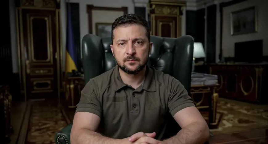 Зеленский обратился к военным “экспертам” из-за “громких заголовков” в СМИ