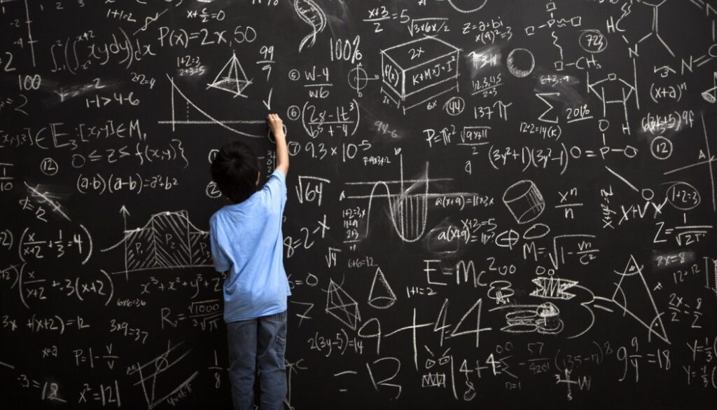 Чем мотивировать школьников лучше изучать математику в школе?