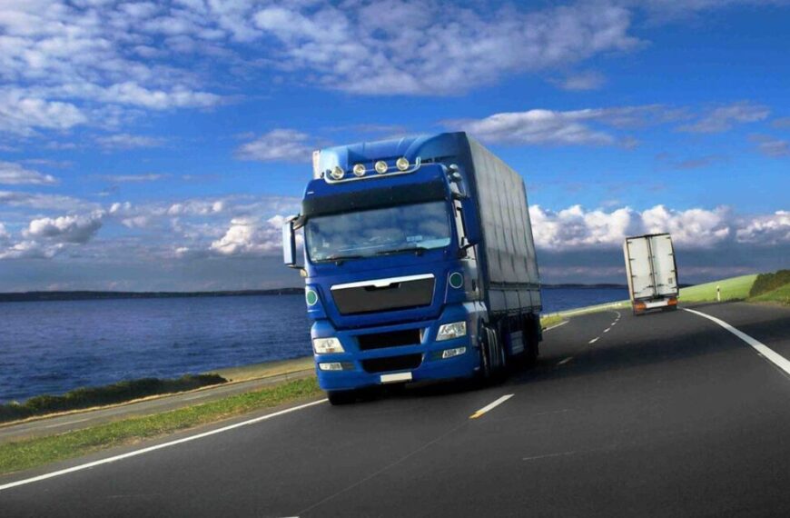 Оптимізація вантажних маршрутів: як технології змінюють гру