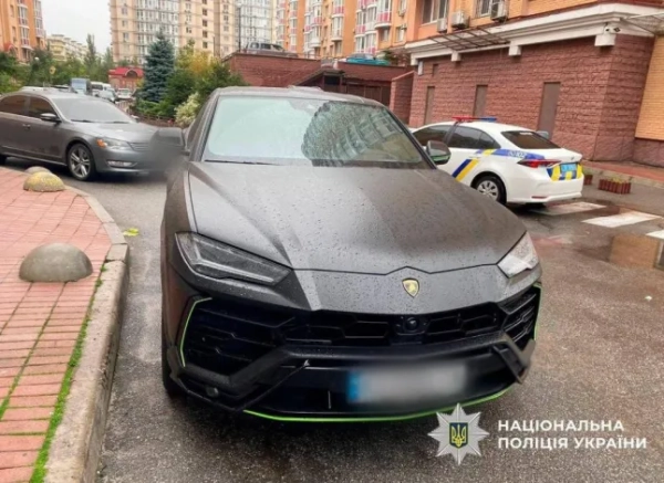 У Києві знайшли Lamborghini Костянтина Галича.