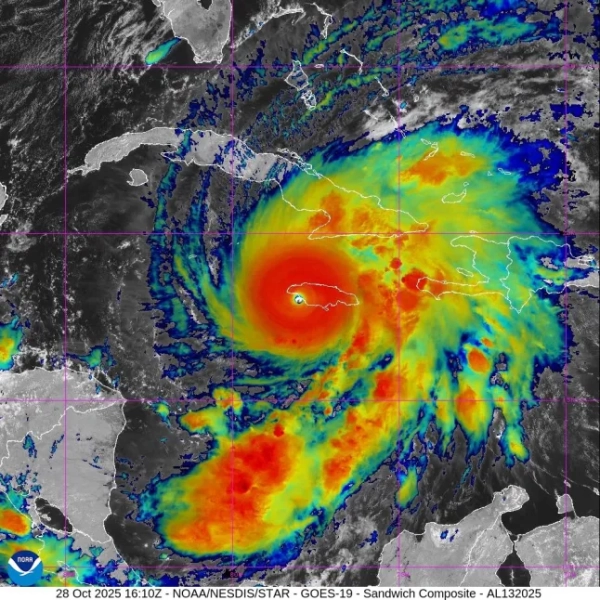 Супутникові карти урагану Мелісса, вівторок, 13:35 за східним часом