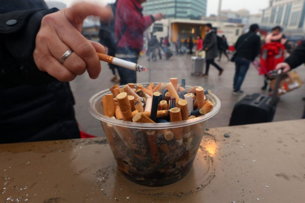 Мальдіви назавжди заборонили куріння всім, хто народився після 2006 року