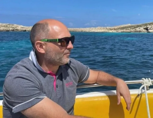 Керівник відділу підбору персоналу, який опинився в пастці під час пожежі в 5-зірковому курортному спа-центрі в Марокко, загинув після вибуху Ентоні Барнс