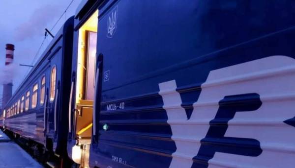 Подачу енергії для залізниці нормалізовано, затримки в розкладі незначні. 7