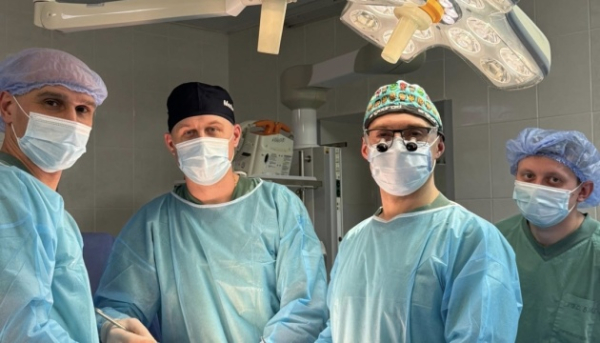 Вінницькі лікарі здійснили три високотехнологічні пересадки серця та нирок.