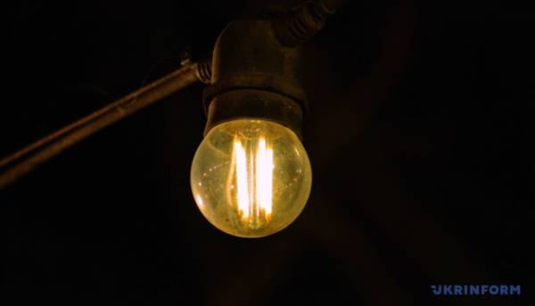 У середу погодинні вимкнення електрики застосовуватимуться по всій Україні&hellip;