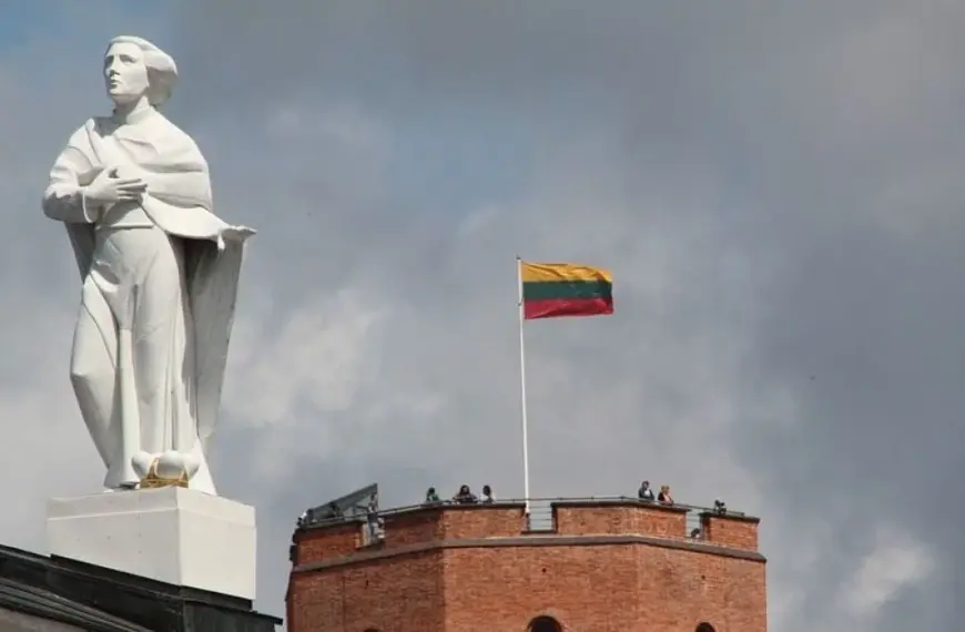 Відмовився сказати, чий Крим: в Литві розгорівся скандал з очільником Мінкульту