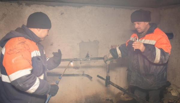 Через потужний російський напад у Києві понад 3200 багатоповерхівок лишилися без опалення…