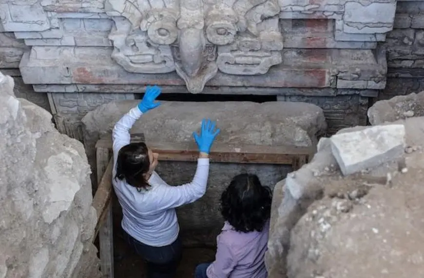 У Мексиці виявили 14-вікову могилу з совою: що здивувало&hellip;