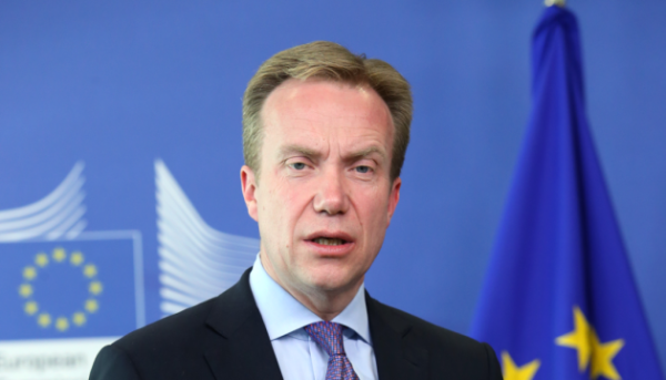 Очільник Давосу: Технологічний прогрес здатен прискорити світовий розвиток на роки вперед. 5