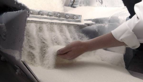 АМКУ вимагає від ритейлерів змінити вартість цукру