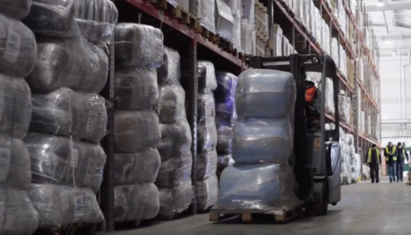 Деснянцям надали набір гуманітарної підтримки.