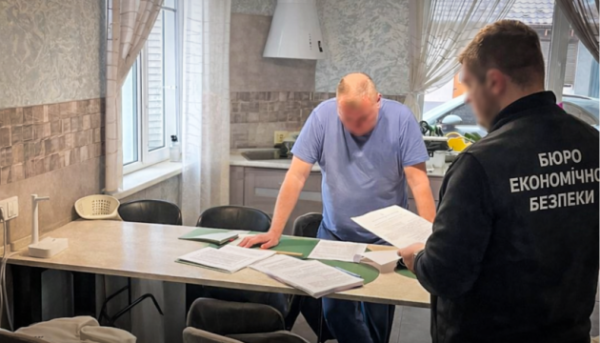 Розкрадання в Києві: оборонне підприємство втратило 7 мільйонів через махінації.