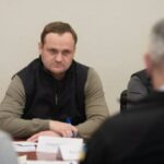 Головна 49 Міністр закордонних справ обговорив із главами областей проєкти стабільності, готуючись…