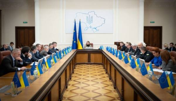 Кабмін схвалив типовий статут для компаній енергосектору. 16