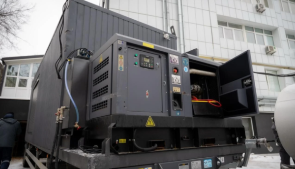 Три міські шпиталі отримали пересувні дизельні котельні.