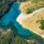 Де на Землі найпрозоріша та найблакитніша вода: висновок науковців