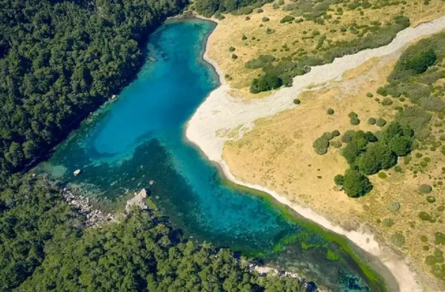 Де на Землі найпрозоріша та найблакитніша вода: висновок науковців