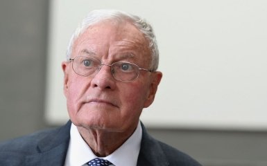 Келлог порадив Зеленському не відкликати армію з Донеччини.