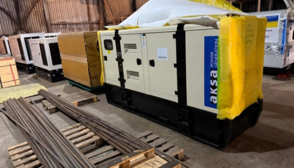 Гамбург надав Києву два десятки електрогенераторів.