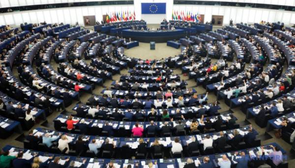 Україна: Європарламент затвердить €90-мільярдний кредит 24 лютого. 12