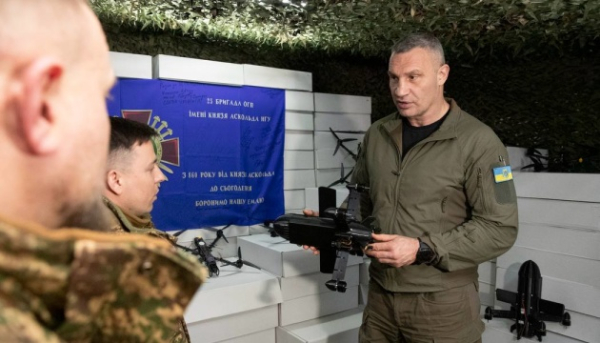 Головна 65 Київська спільнота надала військовим 1,2 тисячі багатороторних дронів різних моделей.