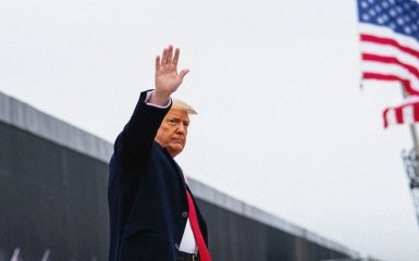 Трамп стверджує про порятунок України від атомної катастрофи