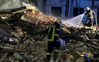 Пожежа на автомайстерні у Львівському регіоні: один мертвий, є травмовані