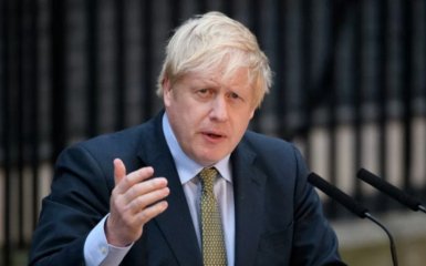 Головна 44 Джонсон дорікнув Заходу за брак твердості у допомозі Україні.