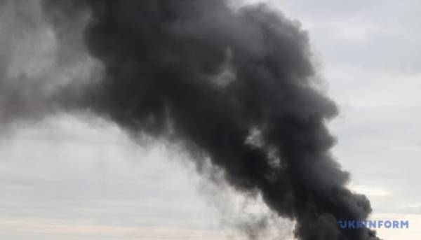 Вночі ворог вдарив по нафтогазовому об'єкту на Полтавщині. 17