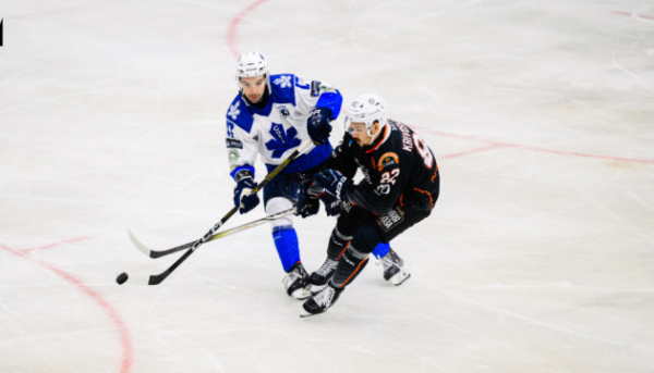 В українському хокейному чемпіонаті – пора фінальних ігор. 14