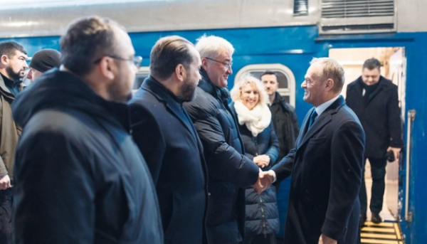 Візит Туска до Києва розпочався