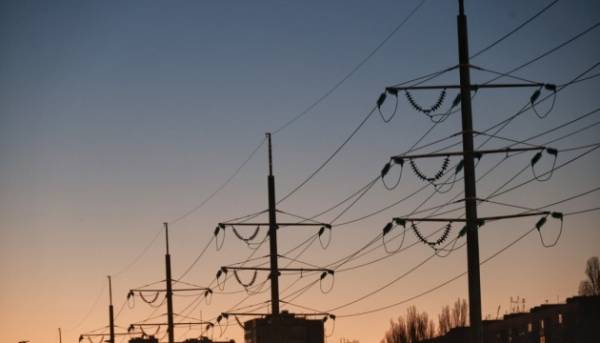 Головна 53 Після свіжих ударів, знеструмлено сім регіонів – Укренерго