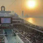 Головна 47 Пасажири круїзних лайнерів, що застрягли в зоні бойових дій, почали…