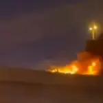 Головна 45 Таксист загинув після того, як збитий дрон розтрощив машину в…