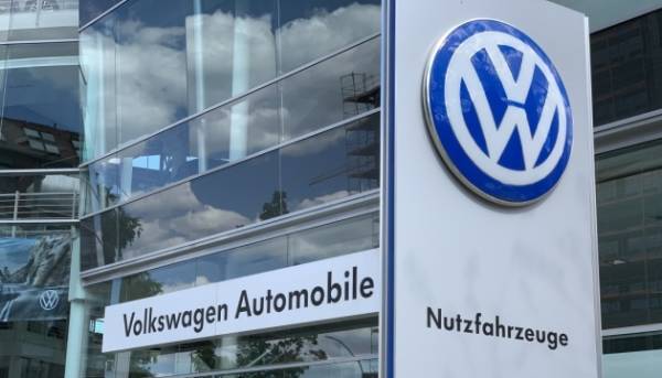 Volkswagen планує звільнити 50 тисяч працівників через значне&hellip;