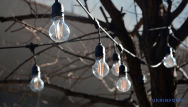 "Укренерго": в суботу без графіків відключень електроенергії 9