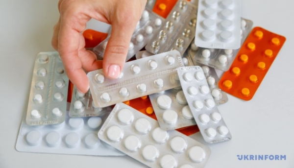 "Доступні ліки": Мінохорони здоров'я переглянуло перелік медикаментів та виробів. 10