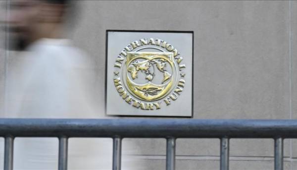 Місія МВФ почала обговорення в Києві макроекономічної стратегії та перетворень. 13