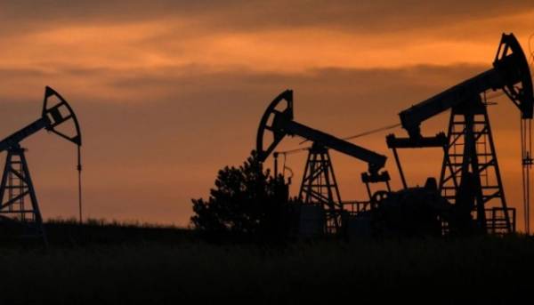 Експерт: здешевлення нафти не викликане розмовою Трампа з&hellip;