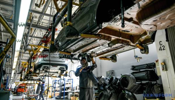 Глобальний випуск авто збільшився на 4% минулого року