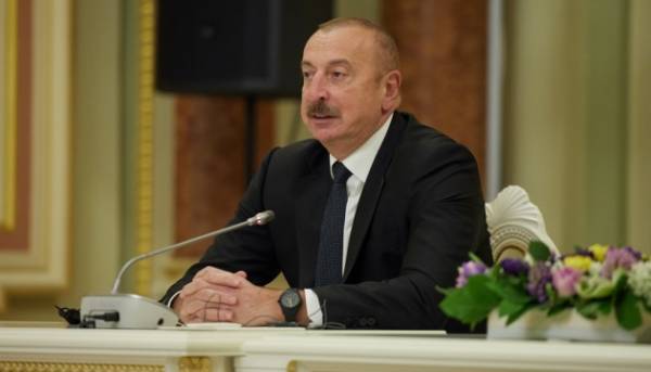 Алієв заявив про готовність Азербайджану наростити газовий експорт до Євросоюзу. 19 Алієв заявив про готовність Азербайджану наростити газовий експорт до Євросоюзу. 14