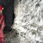 Сірчана печера: знайдено величезне павуче поселення.