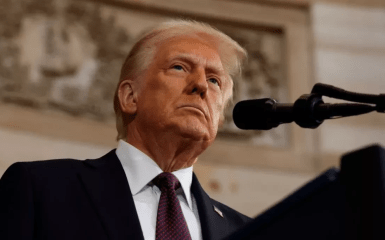 Трамп заявив про ліквідацію 42 іранських військових суден американськими збройними силами.