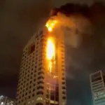 Величезна пожежа охопила хмарочос у Кувейті після обстрілу дроном